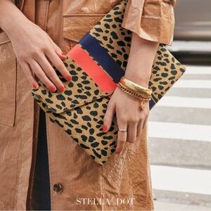 Stella & Dot | Bellamy Clutch | Leopard | Animal Print | wOrange & Blue Stripes